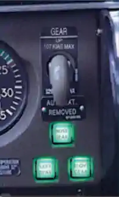 Airplane Flying Handbook, Landing Gear Position Lights